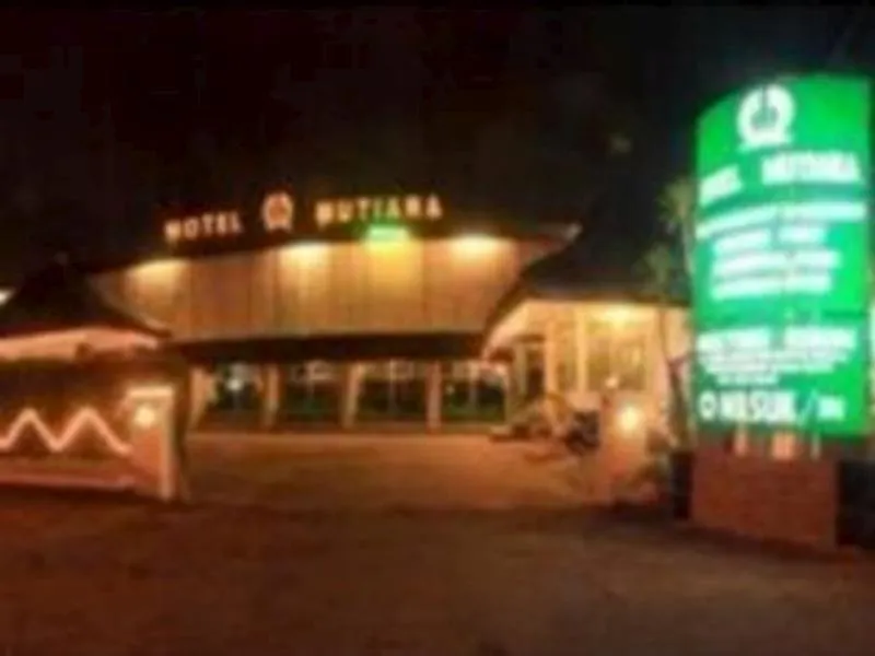 Mutiara Hotel-1